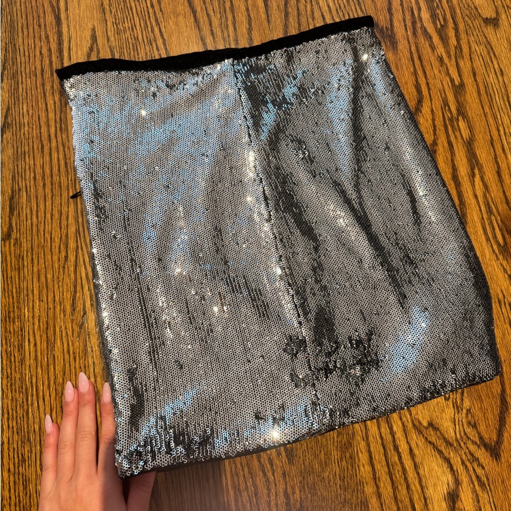 Forever 21 Sequined Mini Skirt - Picture 5 of 6
